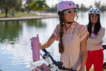 Load image into Gallery viewer, Stanley IceFlow Flip Straw 2.0 Water Bottle 24 OZ | Built-In Straw with Larger Opening | Lightweight & Leak-Resistant | Insulated Stainless Steel | BPA-Free | Frost