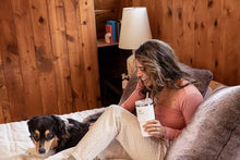 Load image into Gallery viewer, Stanley Quencher H2.0 FlowState Stainless Steel Vacuum Insulated Tumbler with Lid and Straw for Water, Iced Tea or Coffee, Smoothie and More, Black 2.0, 20oz