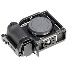 Load image into Gallery viewer, Foto4easy a6700 cage for Sony A6700 Camera,Quick Release Plate for Arca-Swiss,1/4" & 3/8" Screw Holes and Cold Shoe Mount for Accessories, Black_6505