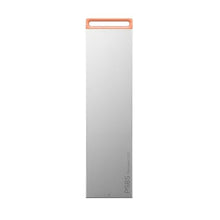 Load image into Gallery viewer, Lenovo PS8S 2TB Portable SSD, Up to 1050MB/s Read, 1000MB/s Write, USB 3.2 USB-C, Slim Lightweight (40g) Aluminum Body, Reliable Storage for PC/Mac & Android, Silver_1