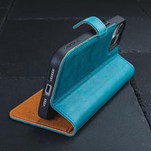 Load image into Gallery viewer, Snakehive Leather Wallet for iPhone 15 Plus - Real Leather Wallet Phone Case - Genuine Leather with Viewing Stand and 3 Card Holder - Flip Folio Cover with Card Slot (Teal)_7527