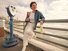 Load image into Gallery viewer, Stanley IceFlow Flip Straw 2.0 Water Bottle 50 OZ | Built-In Straw with Larger Opening | Lightweight &amp; Leak-Resistant | Insulated Stainless Steel | BPA-Free | Pomelo
