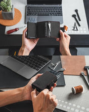 Load image into Gallery viewer, VULKIT Credit Card Holder RFID Blocking Leather Automatic Pop Up Wallet Magnetic Wallet Double Card Case for Men and Women
