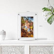 Load image into Gallery viewer, 7-inch Digital Picture Frame,Acrylic Video Frame with Auto Rotate Playback, 2GB Internal Memory and 1500mAh Battery, Supports 1024 * 600 Resolution, Ideal Desktop Decorations
