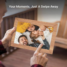 Load image into Gallery viewer, Avyona 10.1” Smart WiFi Digital Photo Frame | HD IPS Touchscreen | 32GB Storage | Frameo App for Instant Wireless Photo &amp; Video Sharing | Auto-Rotate | Ideal Gift for Family &amp; Friends – Wooden Brown
