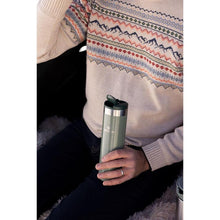 Load image into Gallery viewer, Stanley AeroLight Transit Bottle 20 oz Locking Drink Through Lid Leak Resistant Water Bottle or Coffee Travel Mug Lightweight Insulated Stainless Steel BPA-Free Cream
