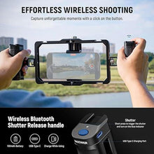 Load image into Gallery viewer, NEEWER Universal Phone Cage Video Rig with Bluetooth Shutter Side Handle Comfort Grips, Smartphone Stabilizer for Video Recording Compatible with iPhone 16 15 Pro Max 15 Pro Galaxy S24 Ultra, PA009E
