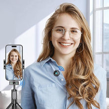Load image into Gallery viewer, 2pcs Mini Microphone Wireless Lavalier Microphones for iPhone 14/15/16,Android Video Recording,Lapel Microphone for USB-C,TikTok,Live Streaming,Interviews
