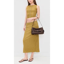 Load image into Gallery viewer, COACH Natural Grain Leather Chelsea Shoulder Bag 30_2
