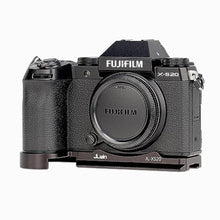 Load image into Gallery viewer, Foto4easy Arca-Swiss Quick Release Plate for Fujifilm X-S20 Camera, Black_6642
