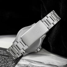 Load image into Gallery viewer, Militado ML16 39 mm Quartz Watches for Men - TMI VH31 Sweep &amp; 515 Movement Quartz Field Diver Watch, 20 Bar Waterproof Luxury Diving Sapphire Crystal BGW9 Super Luminous Wrist Watch, BlackSilverVH_2060
