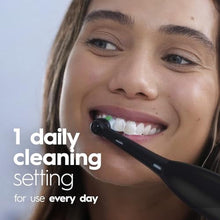 Load image into Gallery viewer, Oral-B Pro 100 CrossAction, Battery Powered Toothbrush, Black, 1 Count (Pack of 1)_4301
