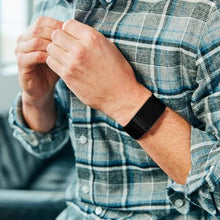 Load image into Gallery viewer, WHOOP Ultra-Soft SuperKnit Accessory Wristband 4.0 for Enhanced Performance, Comfort and Durability, Compatible 4.0 Wearable Health, Fitness &amp; Activity Tracker, Onyx_709
